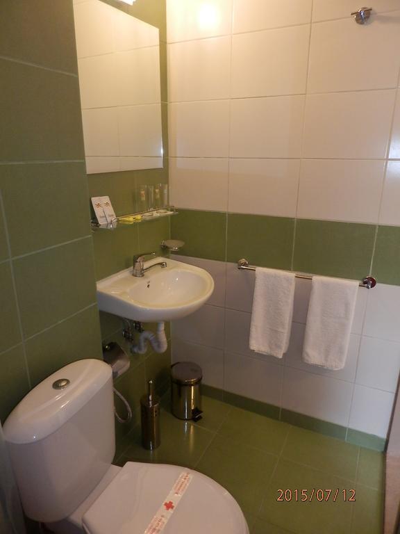 Olimpia Supersnab Hotel Балчик Екстериор снимка