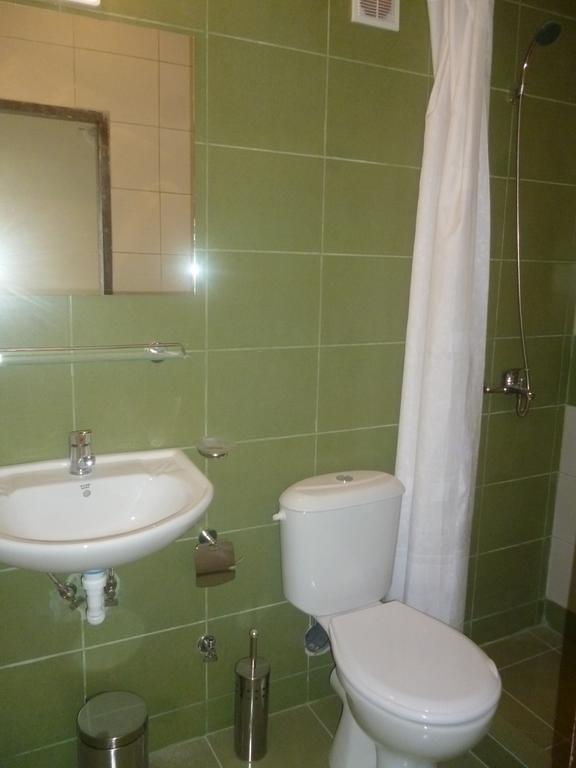 Olimpia Supersnab Hotel Балчик Екстериор снимка