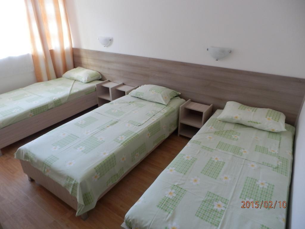 Olimpia Supersnab Hotel Балчик Стая снимка
